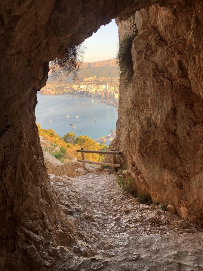 Calpe Beach II - Sea & Pool View Apartment エクステリア 写真